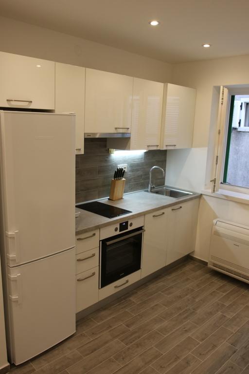 Centar Vodice Apartmani Rom bilde