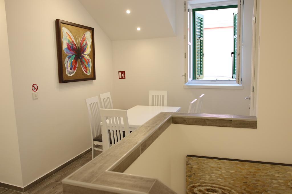 Centar Vodice Apartmani Rom bilde